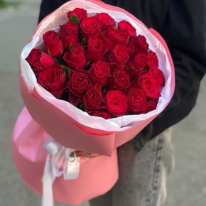 Букет "Эсса" 25 красных роз Кения (60 см) в Черноголовке