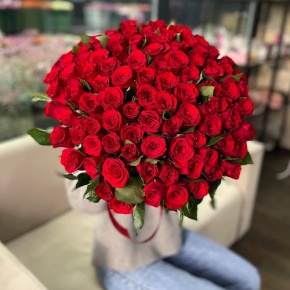 Букет "Классический" из 101 красной розы Кения (60 см) в Черноголовке