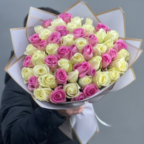 Букет из 51 розы микс  (40 см) в Черноголовке
