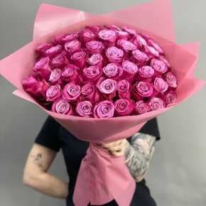 Букет из 51 розы Космик (60 см) в Черноголовке