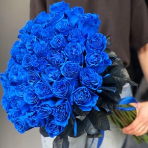 Букет из 51 синей розы Эквадор под ленту (70 см) в Черноголовке