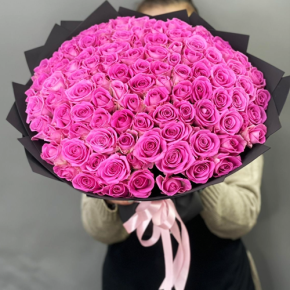 Букет 101 розовой розы Кения (40 см) в Черноголовке