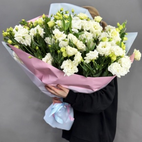 Букет "Изысканность" из 31 белой эустомы в Черноголовке