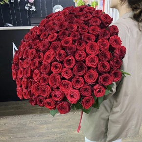 Букет 101 красная роза (70 см) в Черноголовке