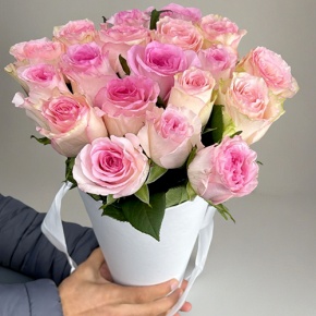 Букет из 21 розы Кения в конусе в Черноголовке