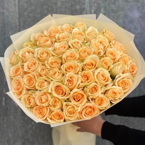 Букет из 51 розы Аваланж (60 см) в Черноголовке