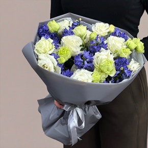 Букет из ароматных гиацинтов и эустом в Черноголовке