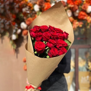 Букет 15 красных роз (80 см) в Черноголовке