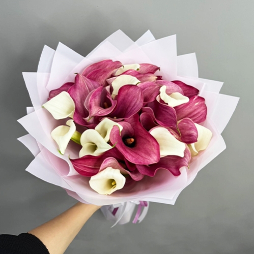 Букет из 25 нежных калл в Черноголовке