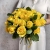 Букет из 25 лимонных роз с рускусом (40 см) в Черноголовке Букет из 25 лимонных роз с рускусом (40 см) в Черноголовке